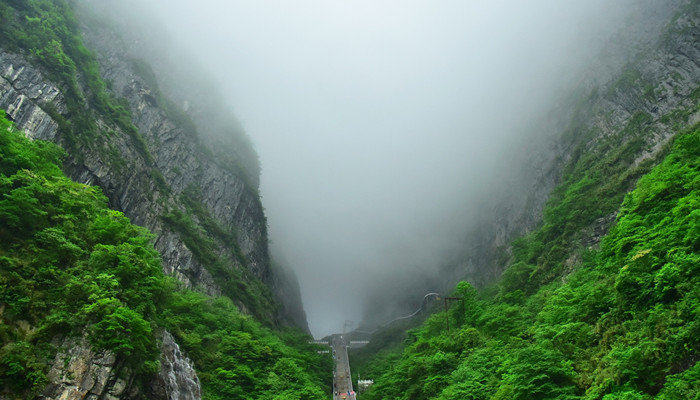 望天门山景色图片